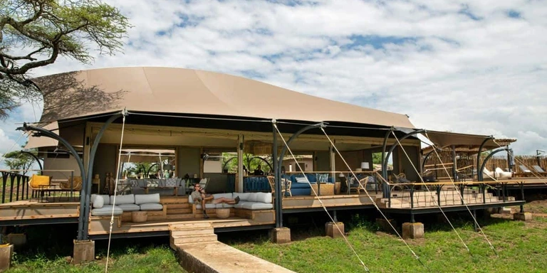 Safari lodge infinity pool overlooking the plains